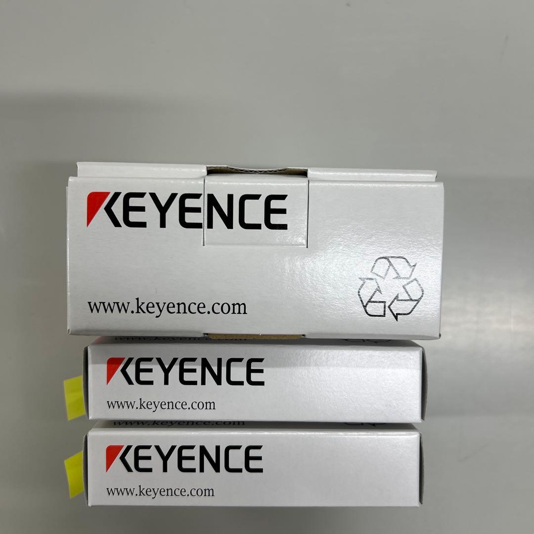 KEYENCE KV C64XC OP 42224 2台セット KEYENCE【 ☆KEYENCE