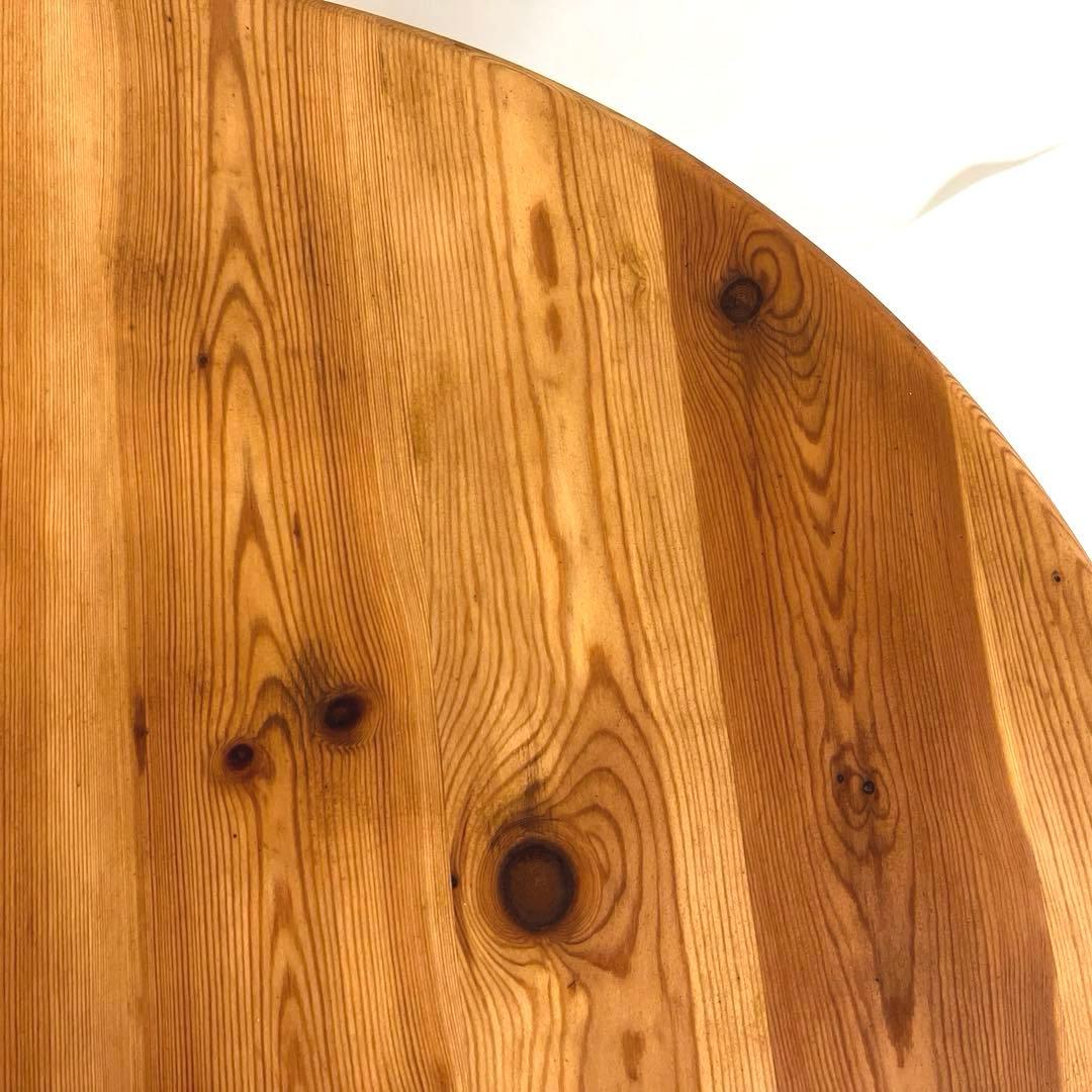 円テーブル・古いパイン材　　　　直径95cm・高さ73cm