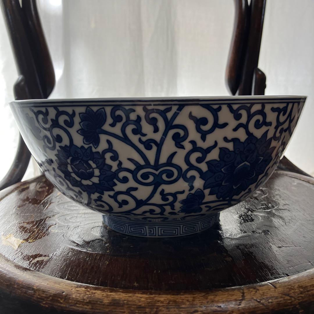 大明嘉靖年製 青花 華唐草文 中国美術 大鉢 - メルカリ