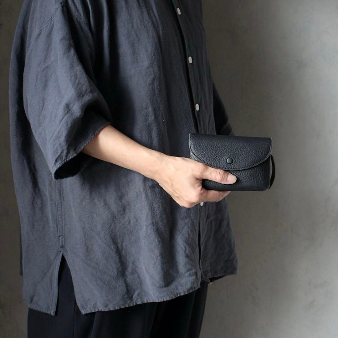 STUDIO LA CAUSE スタジオラコーズ 内縫いフラップ財布 M です♩