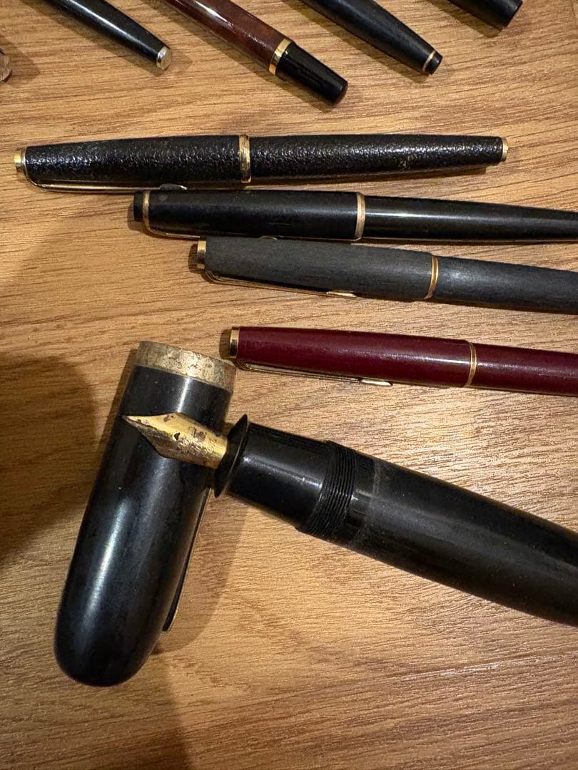 c*n様 万年筆まとめモンブランパイロット等14K 18K 31本