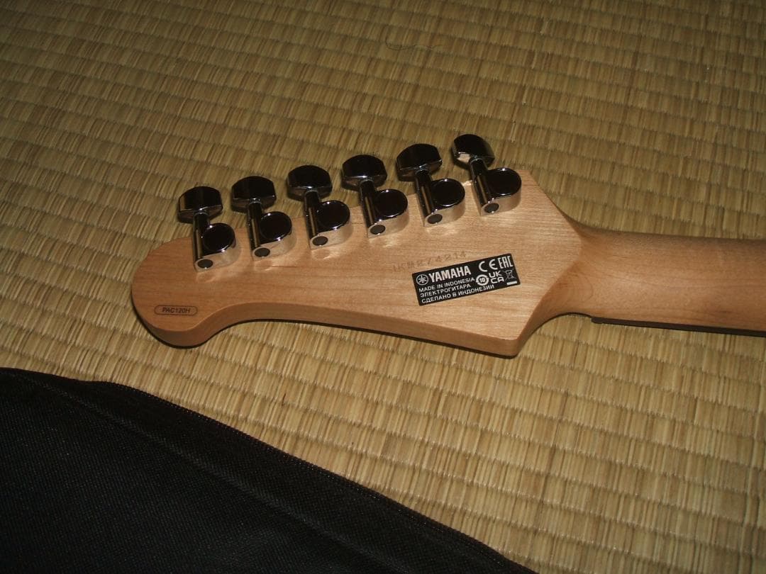 ウ*ミ様 Yamaha エレキギター PACIFICA PAC120H ギターケ