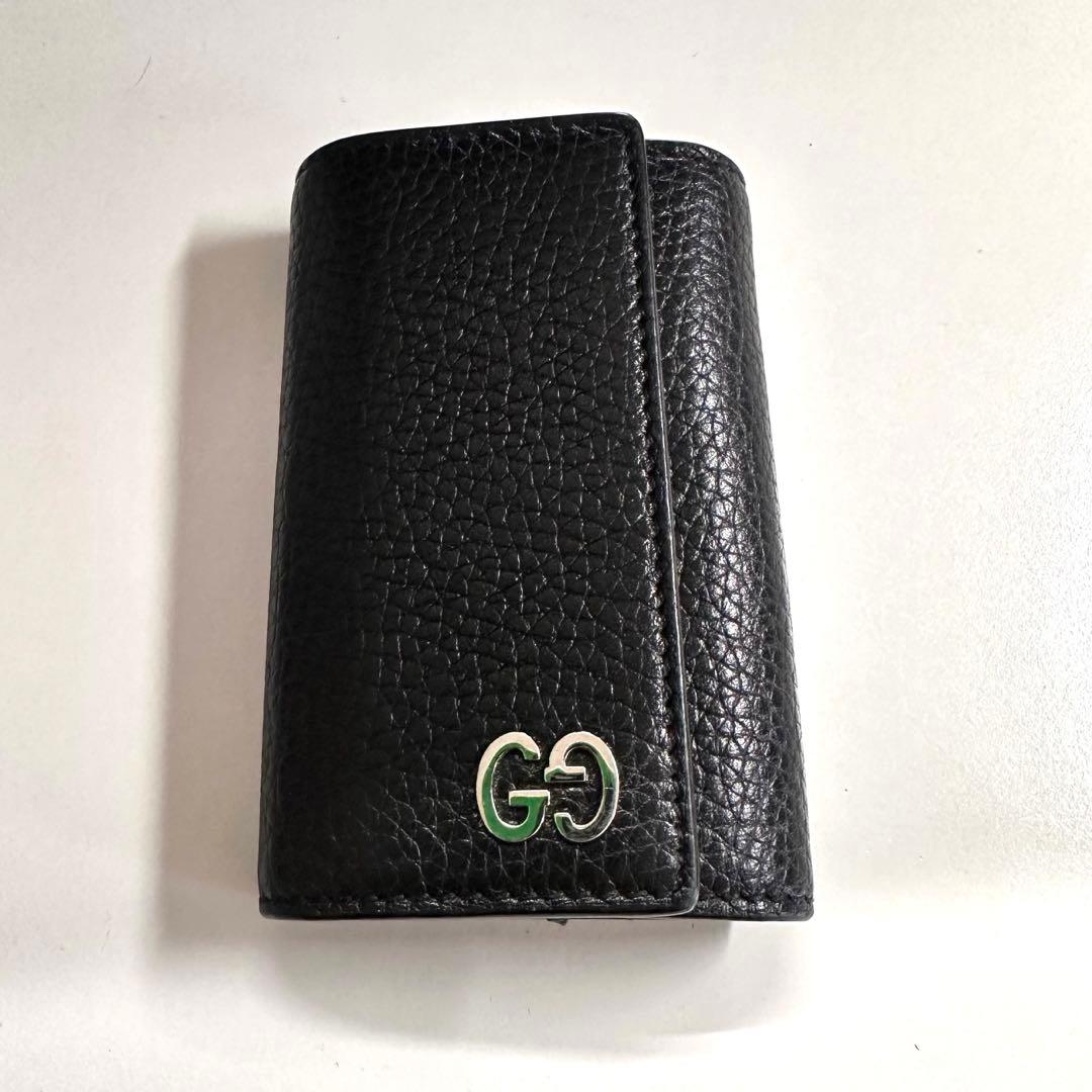 GUCCI ブラックレザー キーケース GGロゴ M109957722高 品質