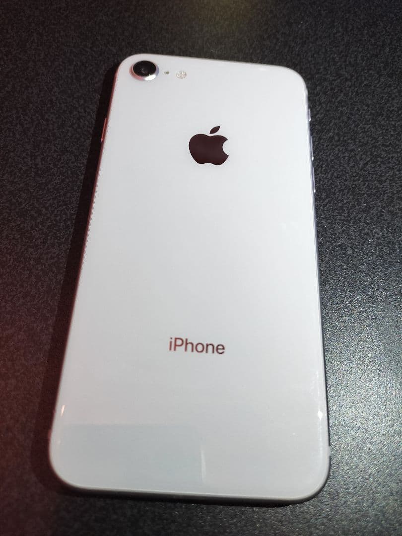 Apple iPhone 8 本体 SIMフリー/海外 スマートフォン・携帯電話