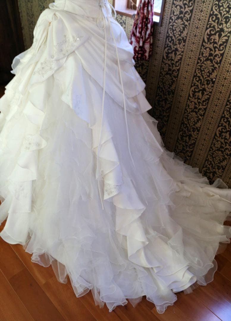 574LibraLibera高級ウエディングドレス9号11号13号MATSUO