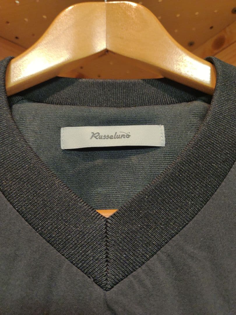 美品 ラッセルノ Vネック ブルゾン撥水 RUSSELUNO 蓄熱 ゴルフウェア