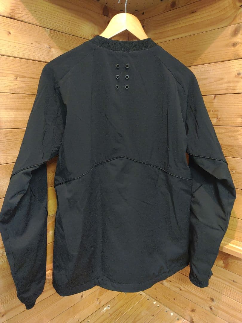 美品 ラッセルノ Vネック ブルゾン撥水 RUSSELUNO 蓄熱 ゴルフウェア