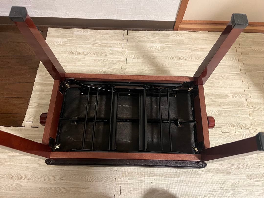 ピアノ 椅子