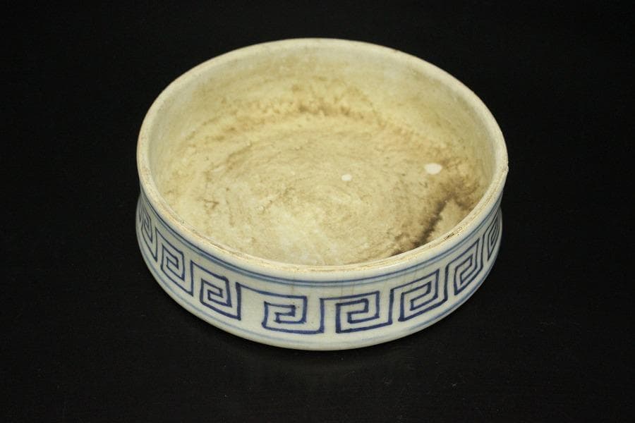 中国美術 青花 宮廷人物紋 蓋壷 高25.5cm(LC209)