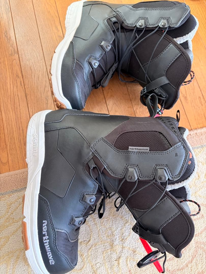 NORTHWAVE ブラック スノーボードブーツ