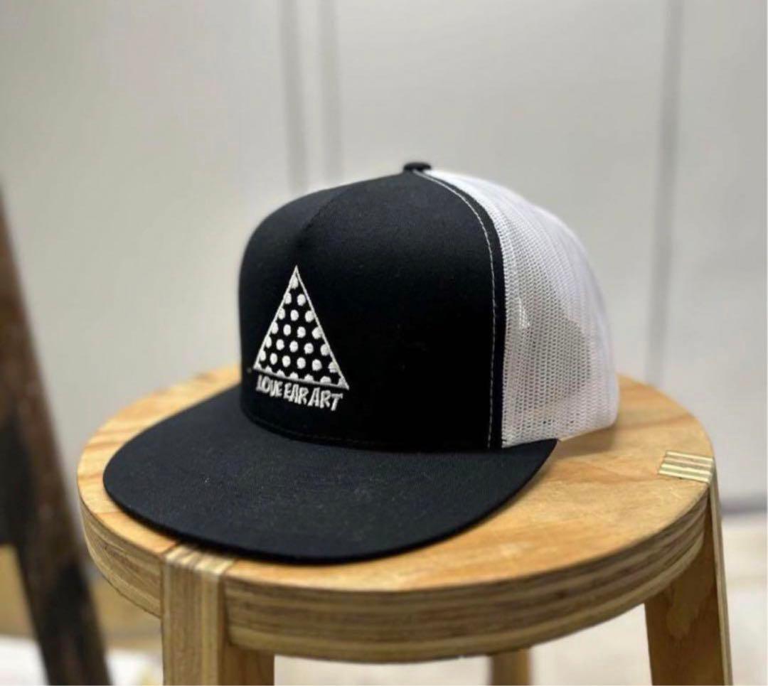 loveearart ラブイヤーアートキャップ黒個展限定
