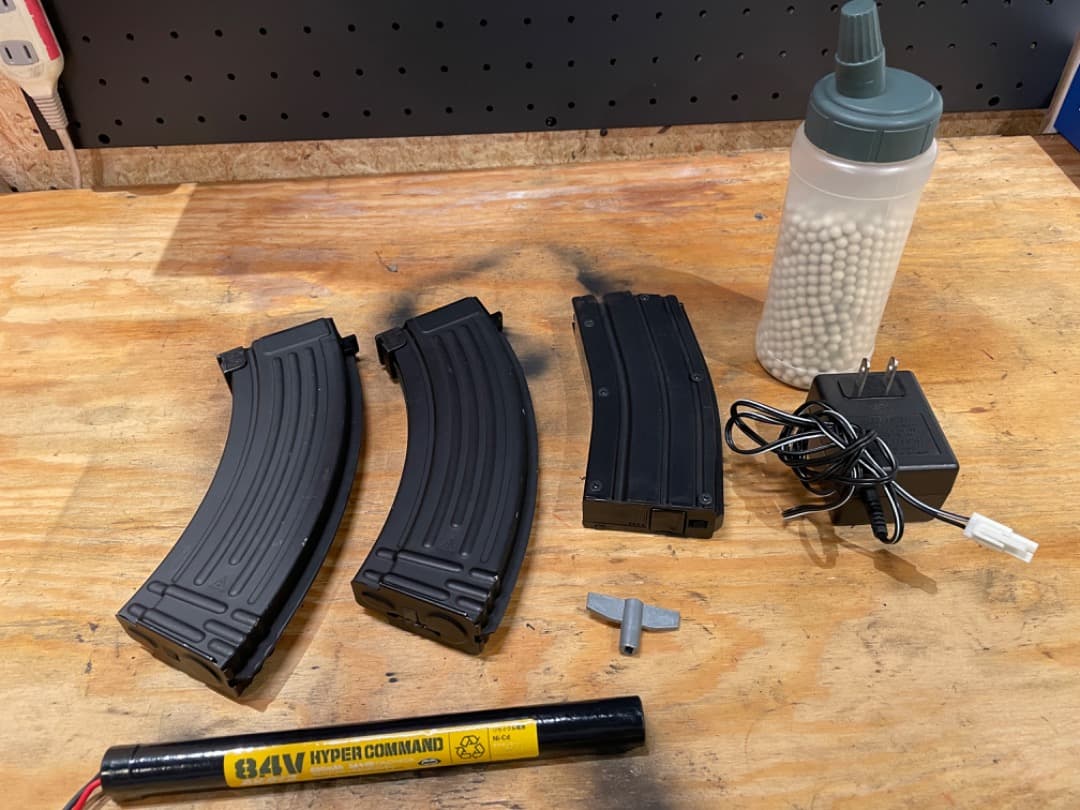 東京マルイ AK-47S 多弾装マガジン付き