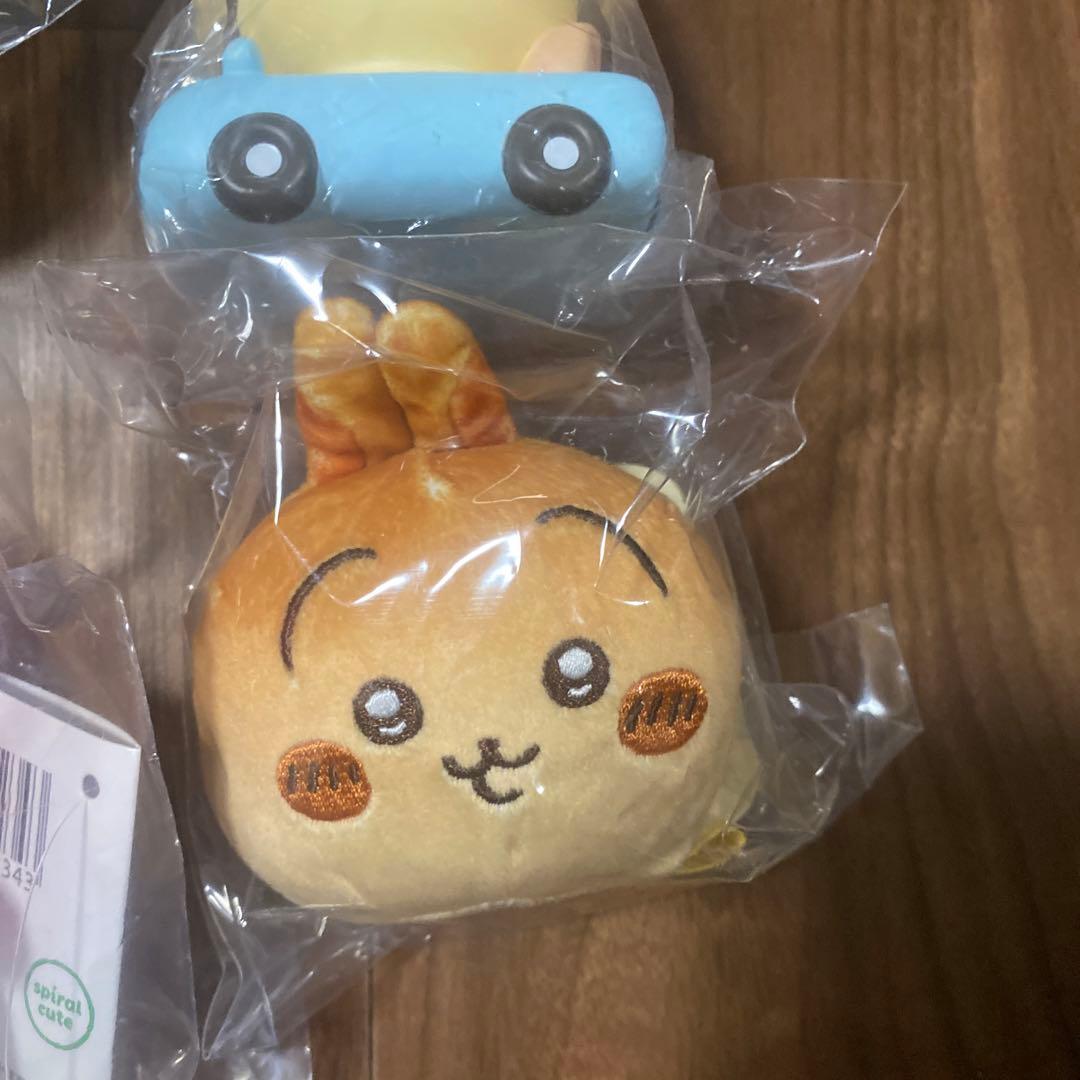 ちいかわ　うさぎ　オーナメント　パン　パジャマ　マレーグマ　マスコット