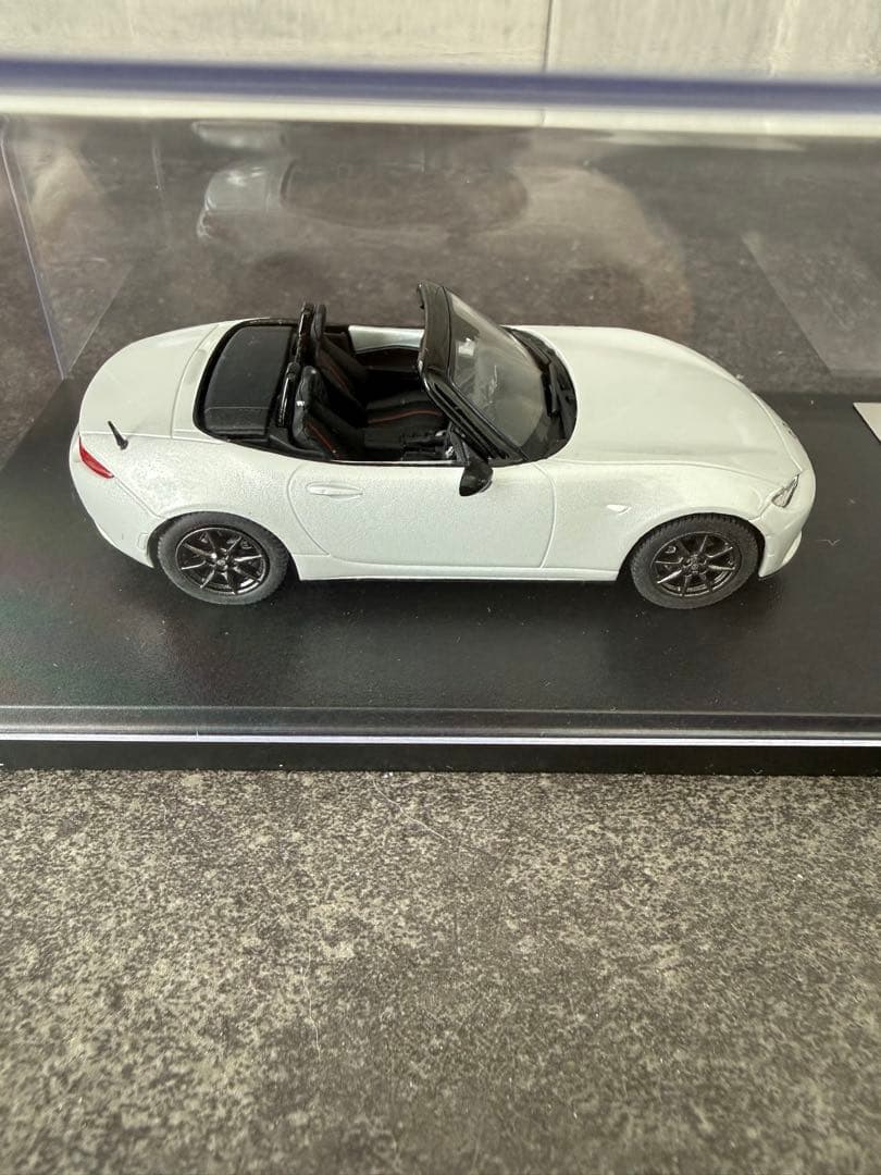 【美品】　マツダ　NDロードスター　1/43スケール　ミニカー