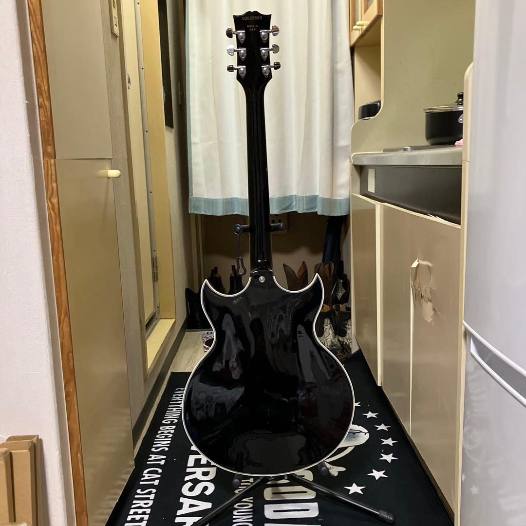 Johnny A シグネイチー ギブソンモデル セミアコ - メルカリ