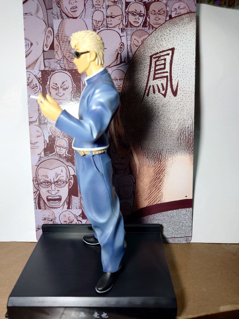 クローズ 美藤竜也 フィギュア王 限定サングラスバージョン。開封済