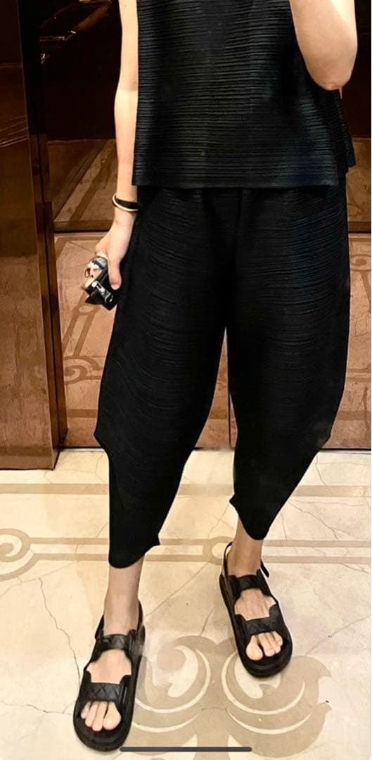 PLATS PLEASE 横プリーツ サルエルパンツ