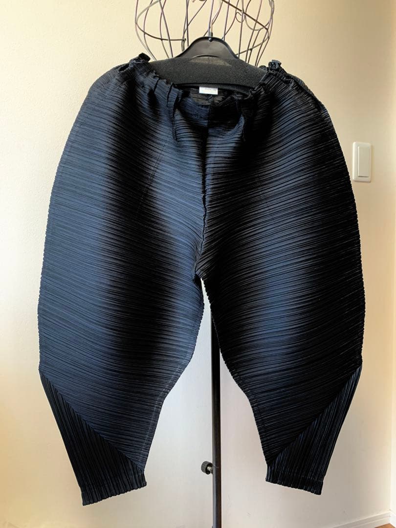 PLATS PLEASE 横プリーツ サルエルパンツ