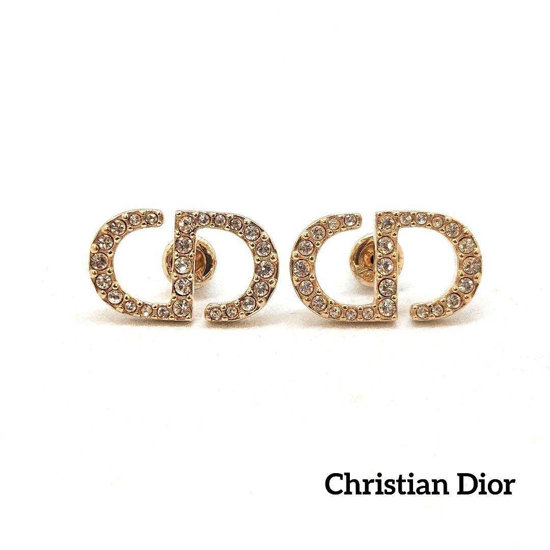 Dior ディオール PETIT CD スタッド ピアス メタル＆クリスタル - メルカリ
