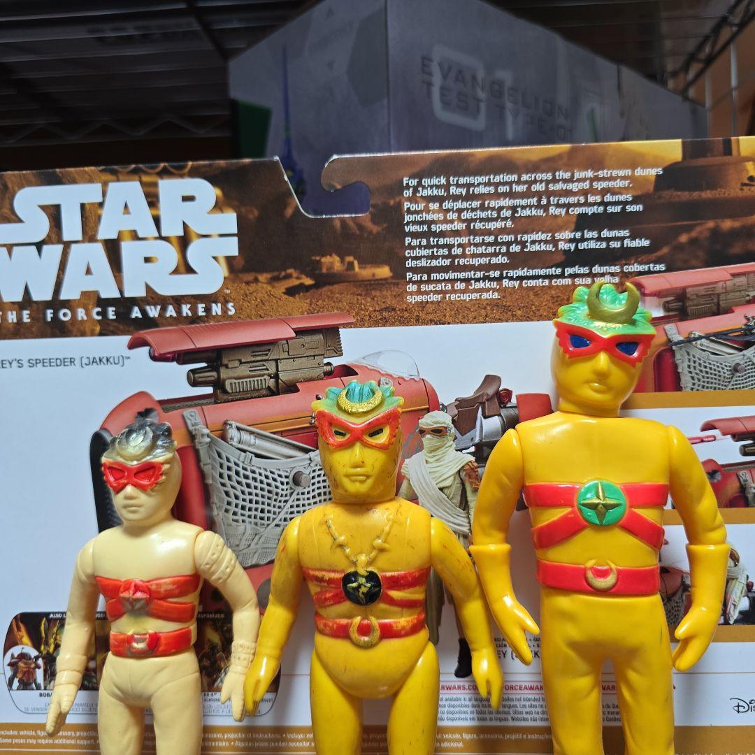 愛の戦士レインボーマン月の化身３体