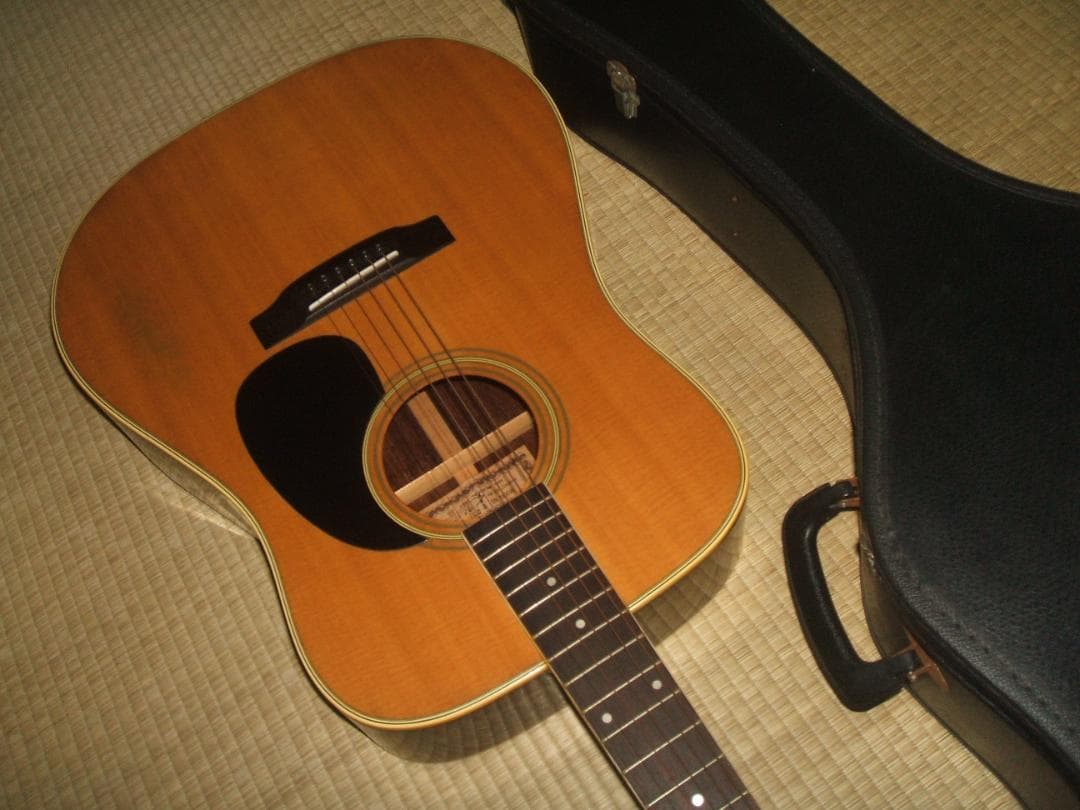 サム Thumb W250 アコースティックギター ハードケース付1977年品