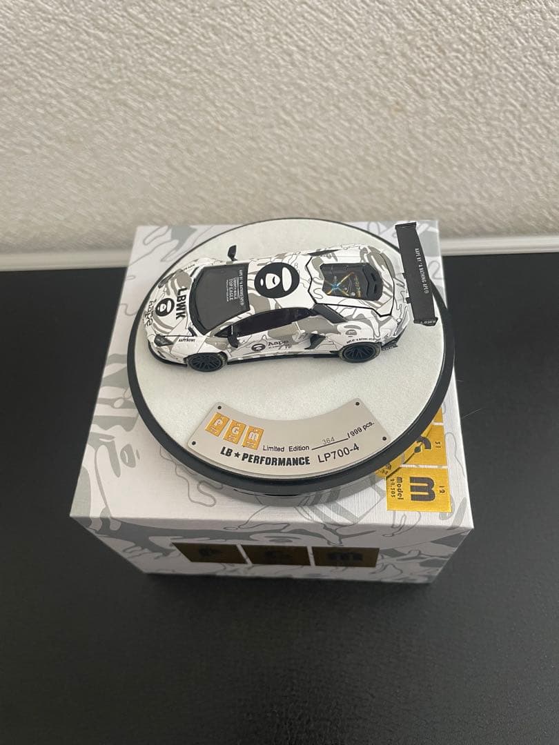 希少商品】PGm LBWK✖️APE アヴェンタドール 1/64