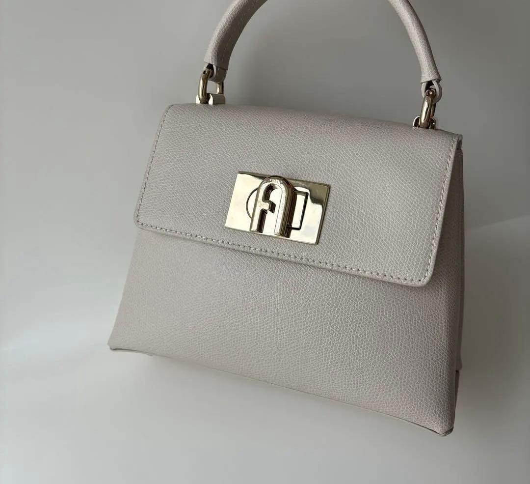 FURLA ハンドバッグ ゴールド金具
