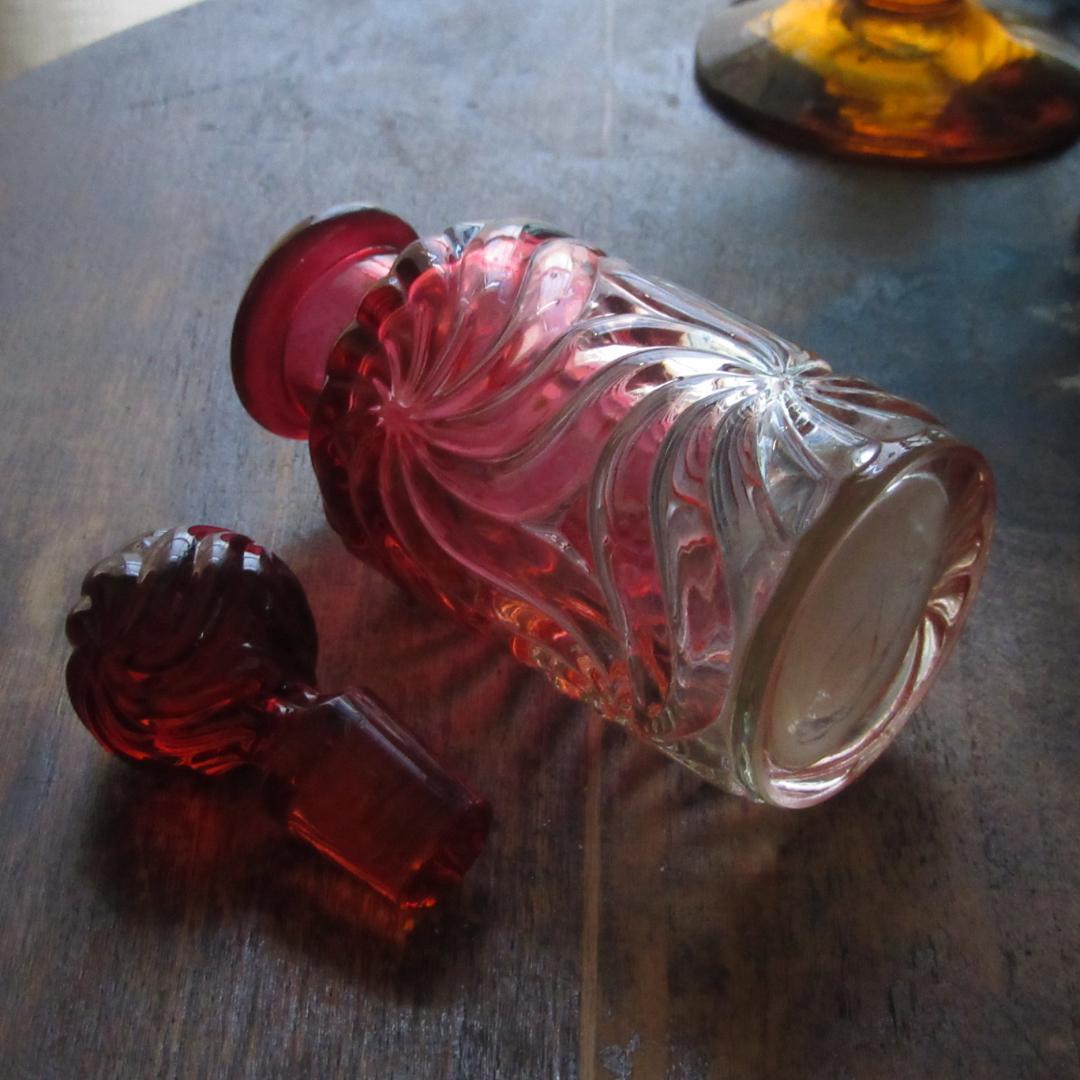 オールドバカラ 1890年頃「ROSACES MULTIPLES」 香水瓶