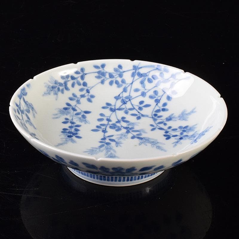 鍋島焼 染付 萩文 五寸皿 輪花皿 時代箱 V R8110