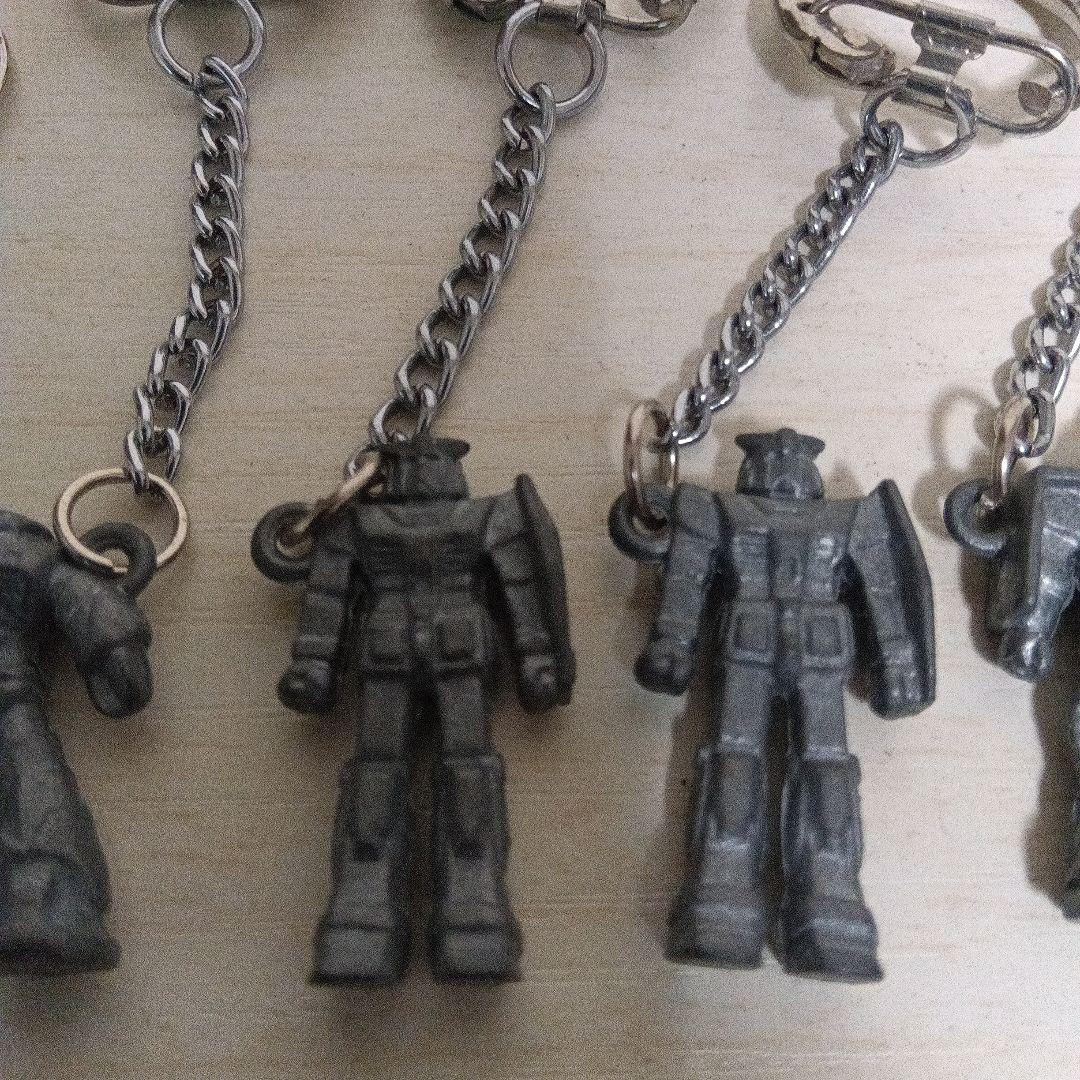 機動戦士ガンダム 鉄キーホルダー 11個セット