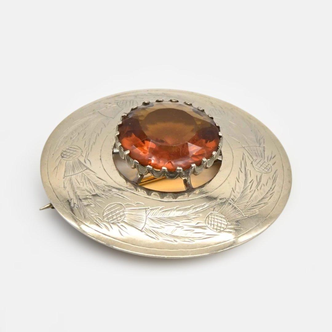 s0917 スコットランドのブローチ キルトの留め具 アザミ 水晶 シルバー