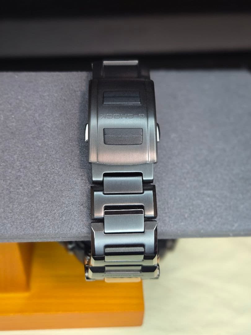 極美品 G-SHOCK MTG-B1000TF マグマオーシャン