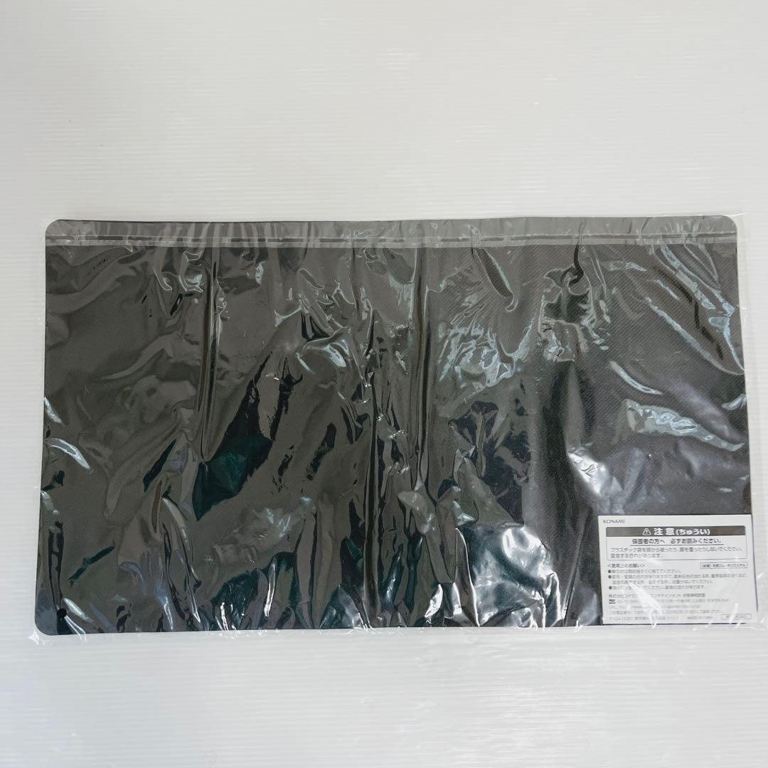 未開封　遊戯王の日　白き龍の威光　プレイマット　青眼の白龍