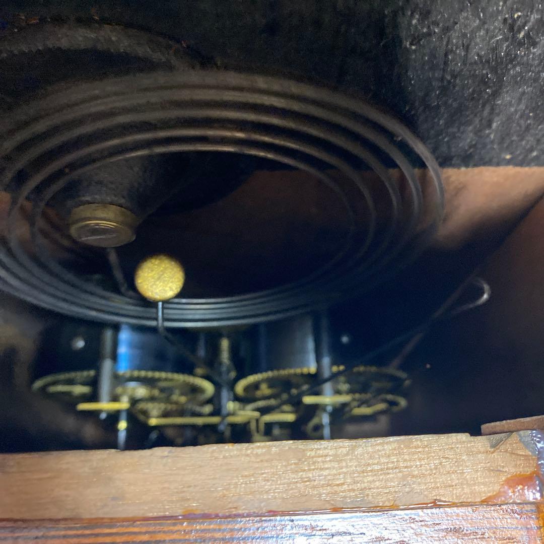 振り子時計　ゼンマイ式　掛け時計 アンティーク　古道具