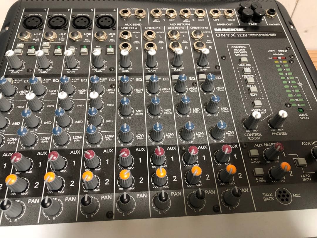 ジャンクMACKIE ONYX 1220 マッキー ミキサー 音響機材 アナログ