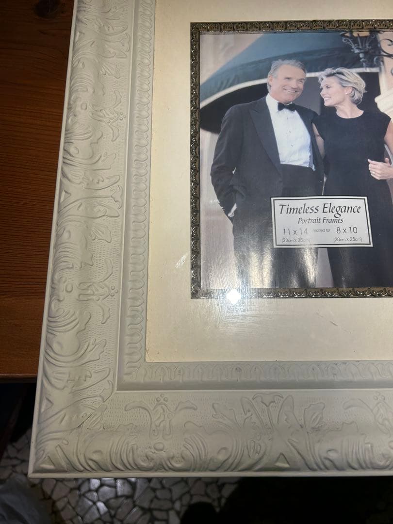 アンティーク額縁‼️ シャービー・デザイン額縁 マットホワイト 大