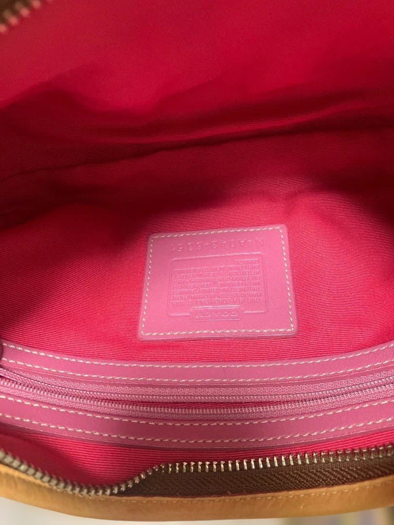 コーチ　アクセサリーポーチ　ショルダーバッグ　6351