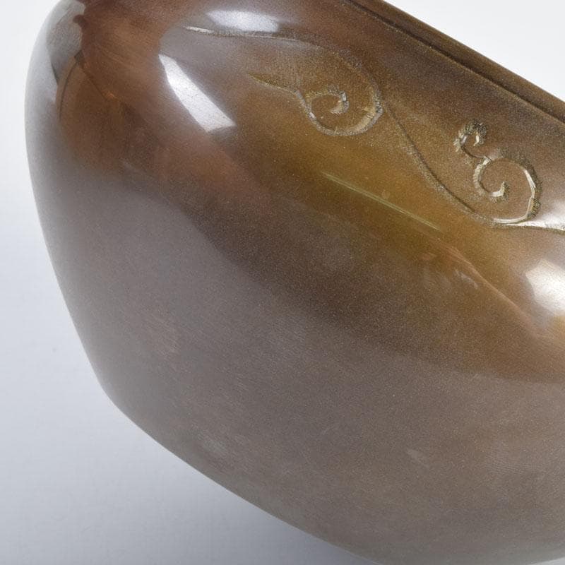 茶道具　高岡銅器　般若勘渓作　唐銅　唐草彫　建水　共箱　C　8980