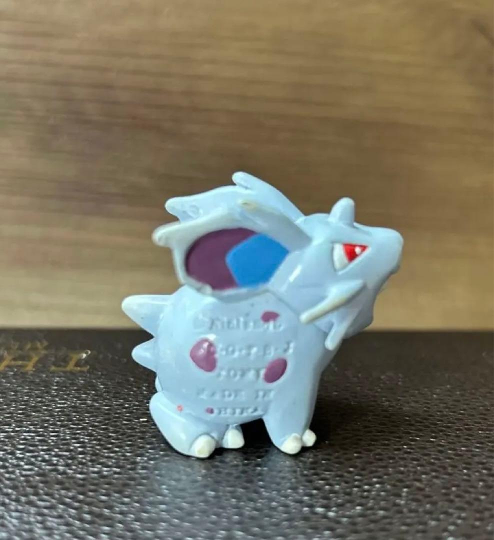 ポケモンモンコレ　ニドラン　ポケットモンスター　フィギュア任天堂レア