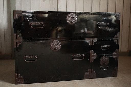 綺麗な巾着金具庄内箪笥 抽斗4杯 タンス 収納 古家具 古民家 時代