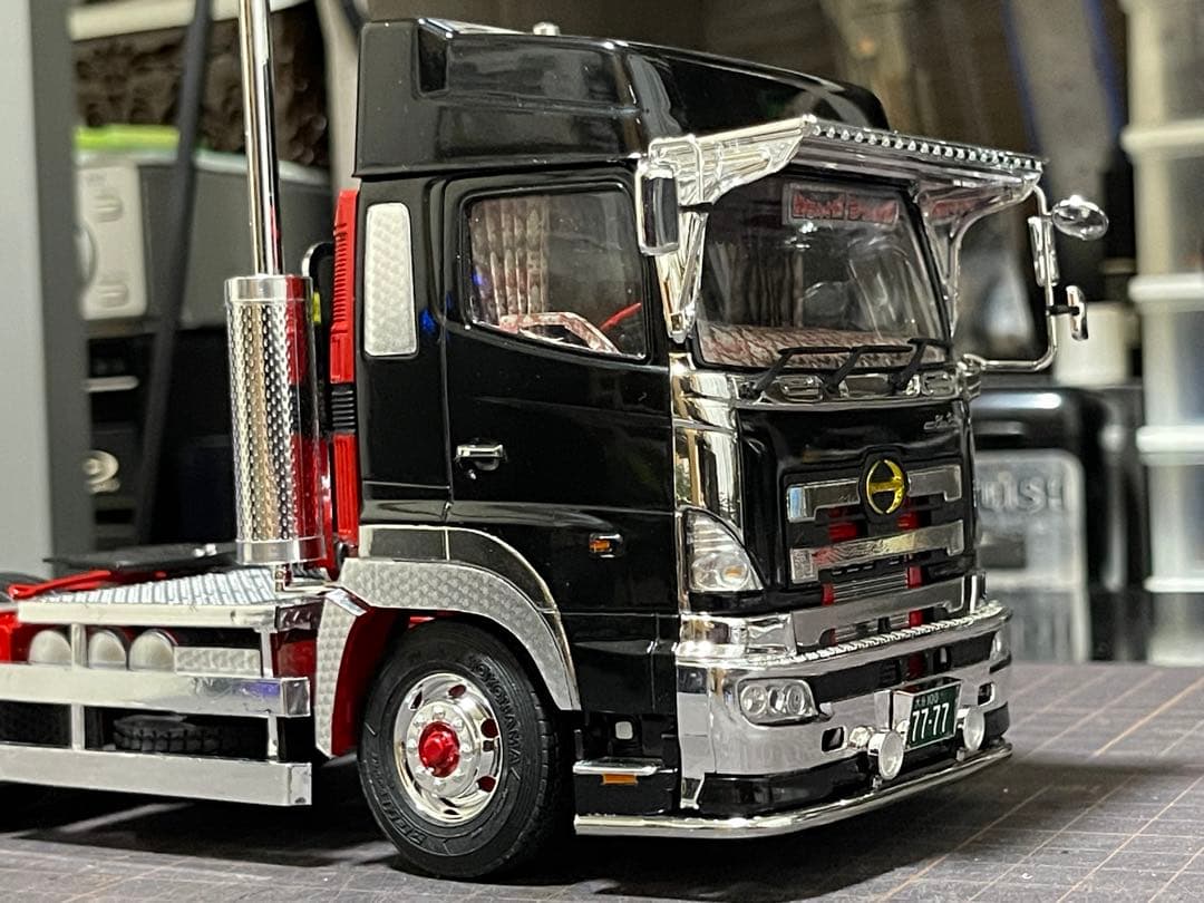 デコトラ‼️1/32☆日野HHトレーラーヘッド☆完成品☆