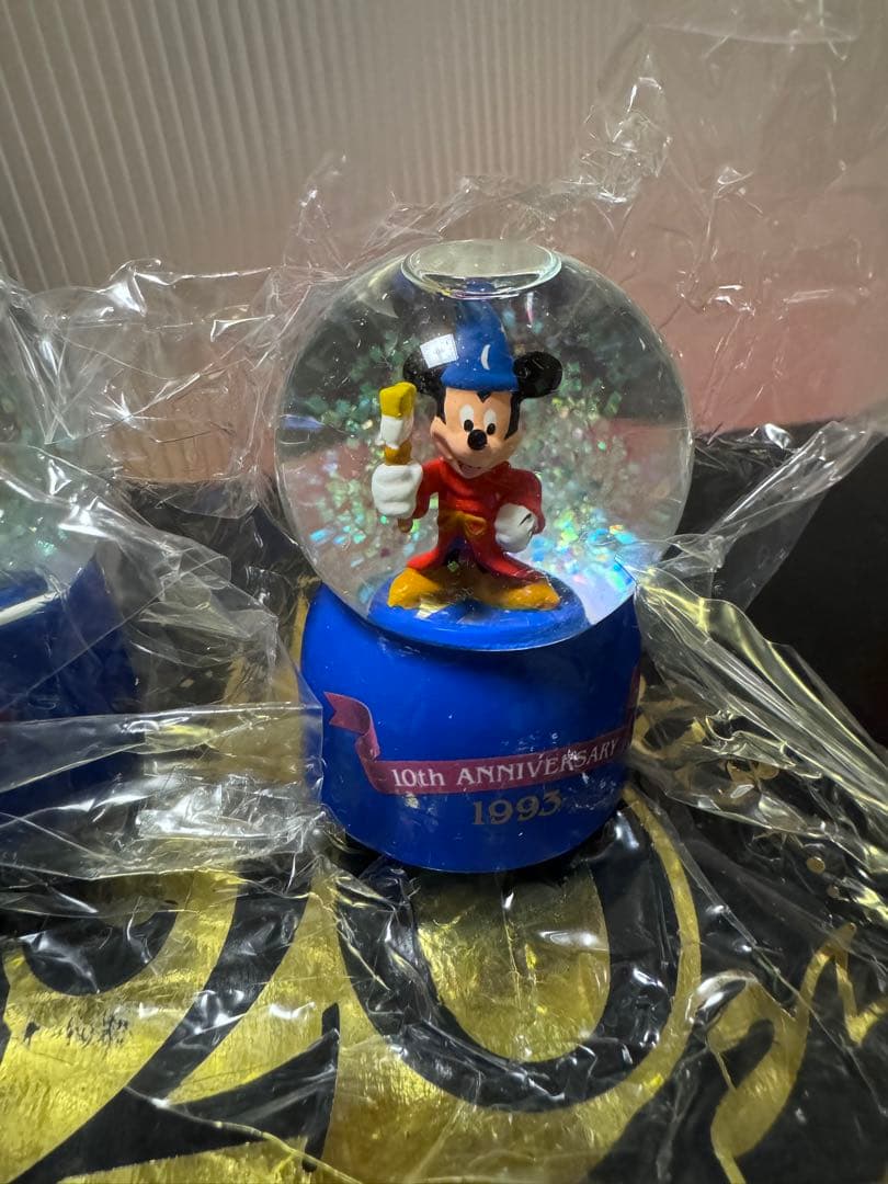 ディズニー スノーグローブ ミッキー 20周年 スノードーム ブック型