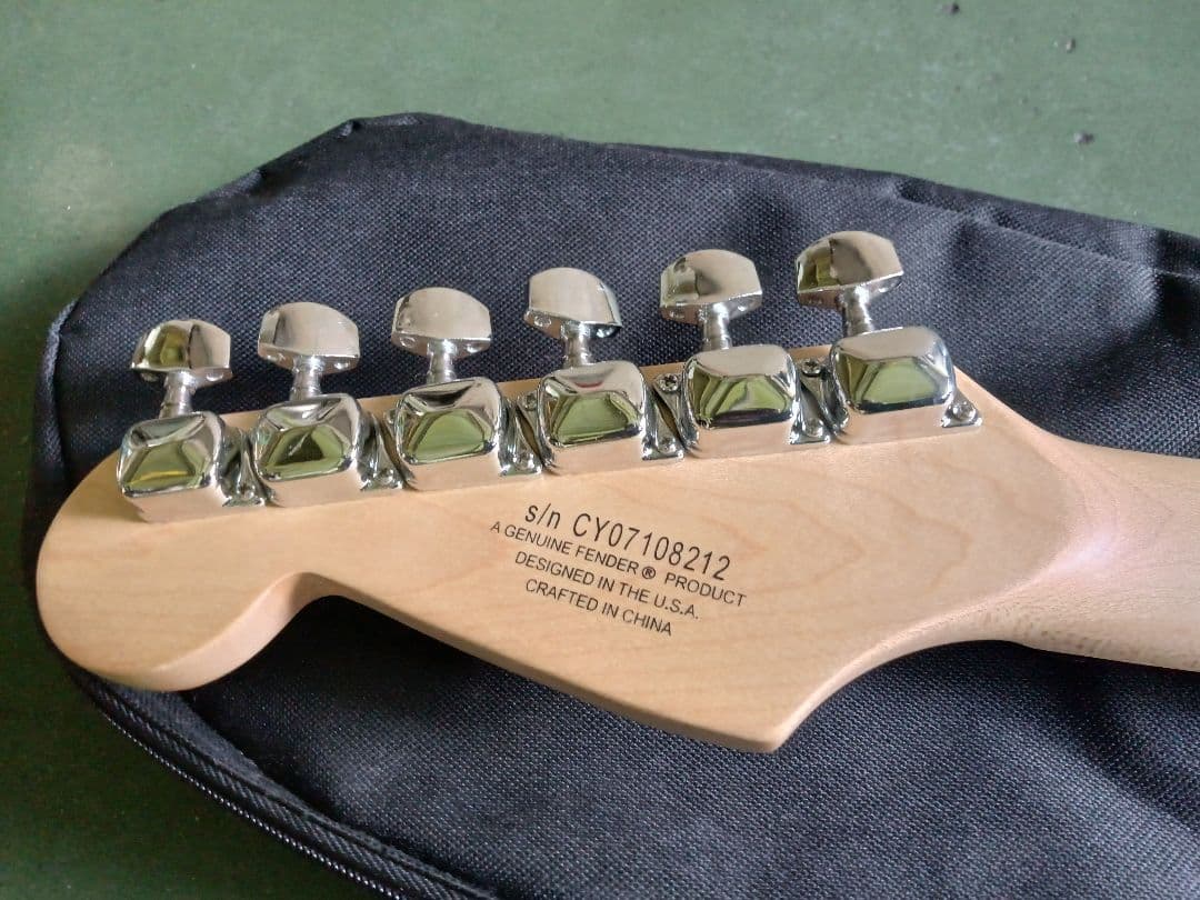 Fender by Squier　2007年製　ミニアンプ　ブースターペダル付き