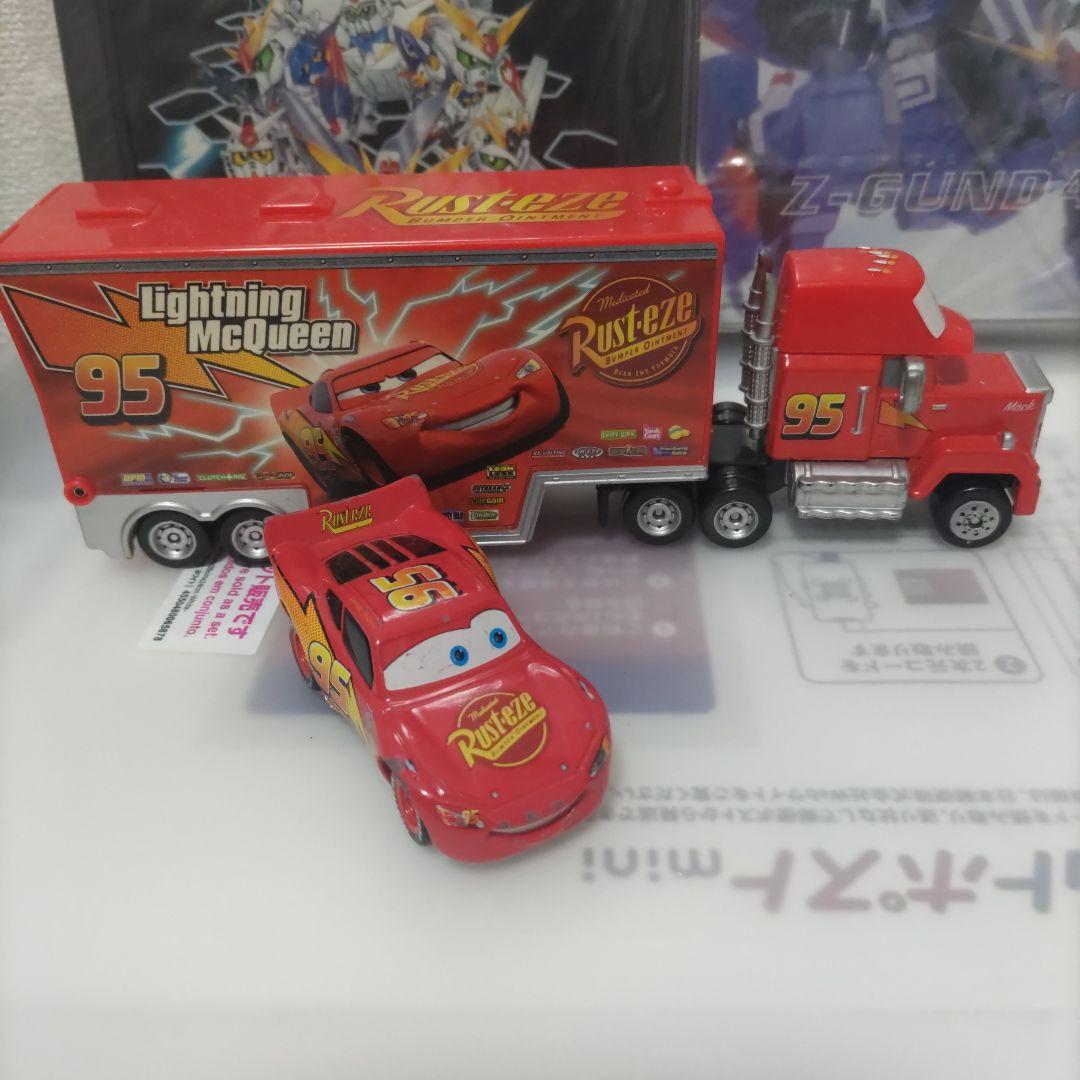 希少ディズニーピクサー2006年初期モデルカーズ ライトニングマックイーンセット