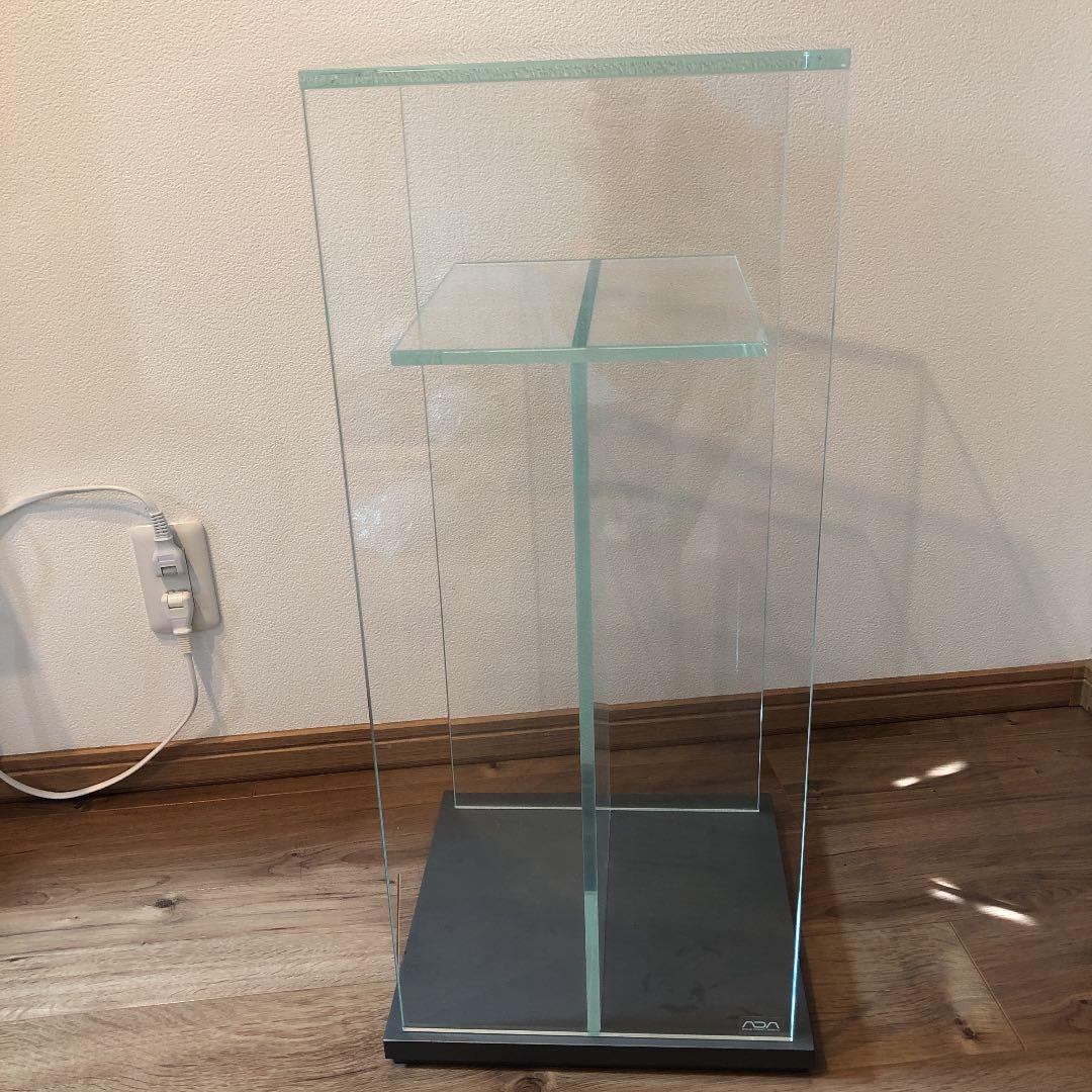 引き取り限定ADAキューブキャビネットクリア+木製ベースW300×D300用 ②