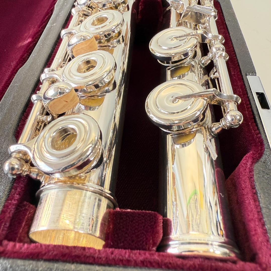 ヤマハ フルート YFL-684 銀製 プロフェッショナルモデル 美品