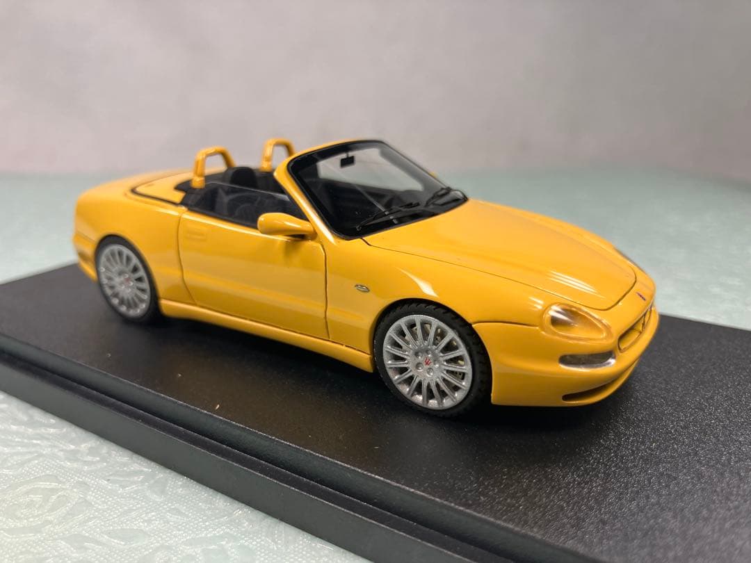 BBR マセラティ　4200 スパイダー2001年　イエロー