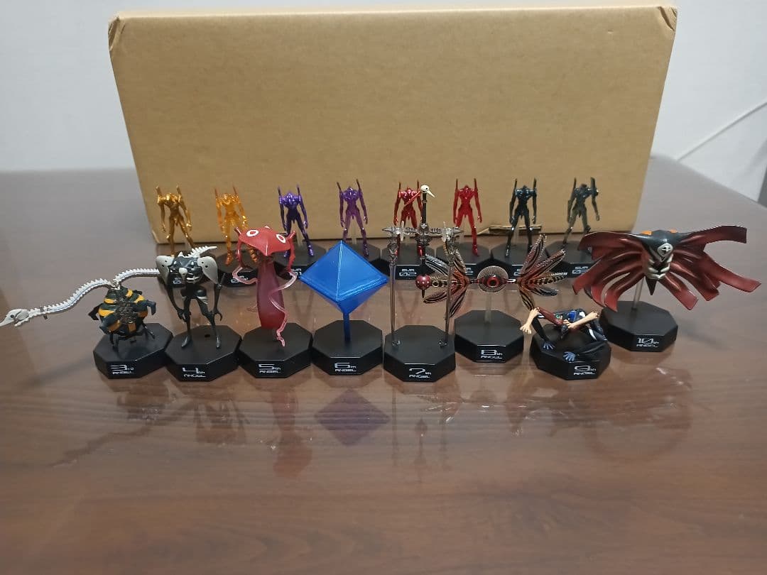 エヴァンゲリオン新劇場版　使徒のカタチ 全種セット ヱヴァンゲリヲン新劇場版 ヒトのカタチ使徒のカタチ 12個セット (食玩