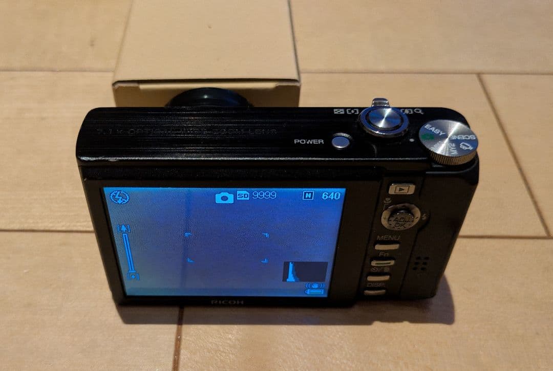 RICOH R10 コンパクトデジタルカメラ