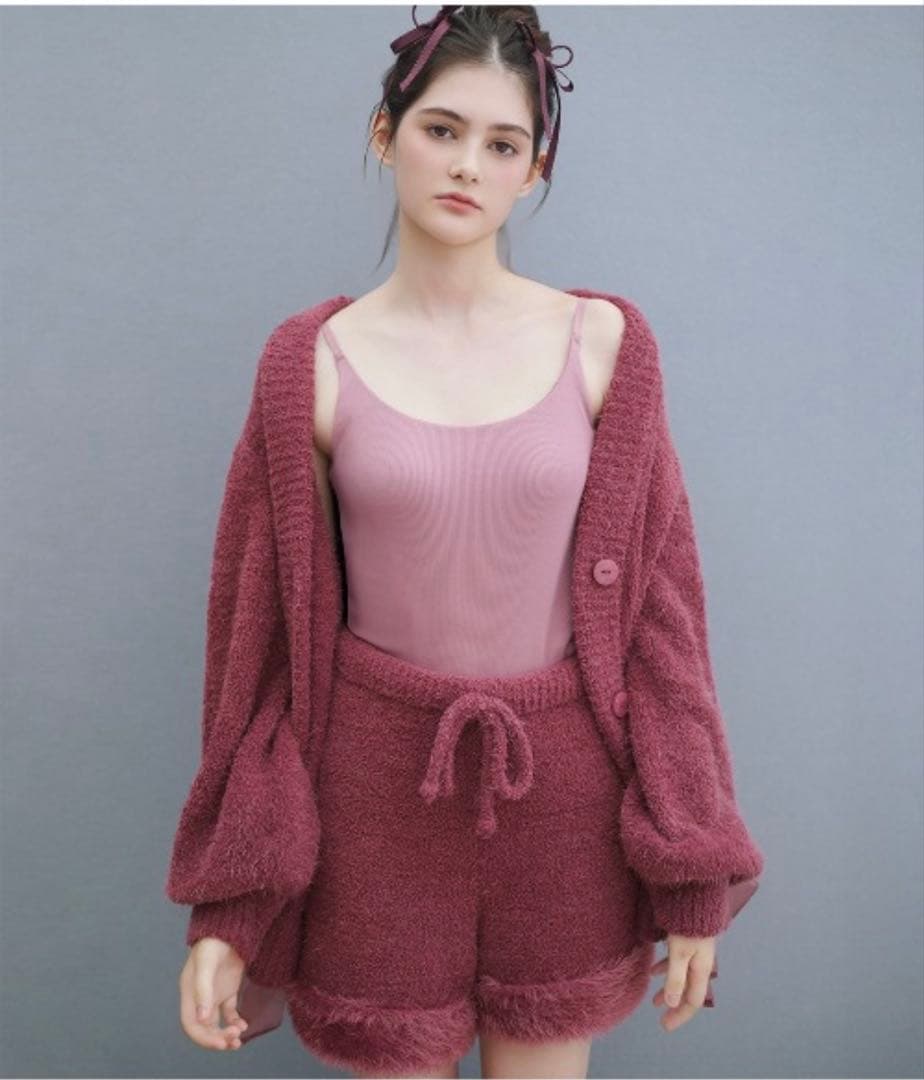 ピーチジョン PEACH JOHN フェザー カーディガン パンツ ソックス